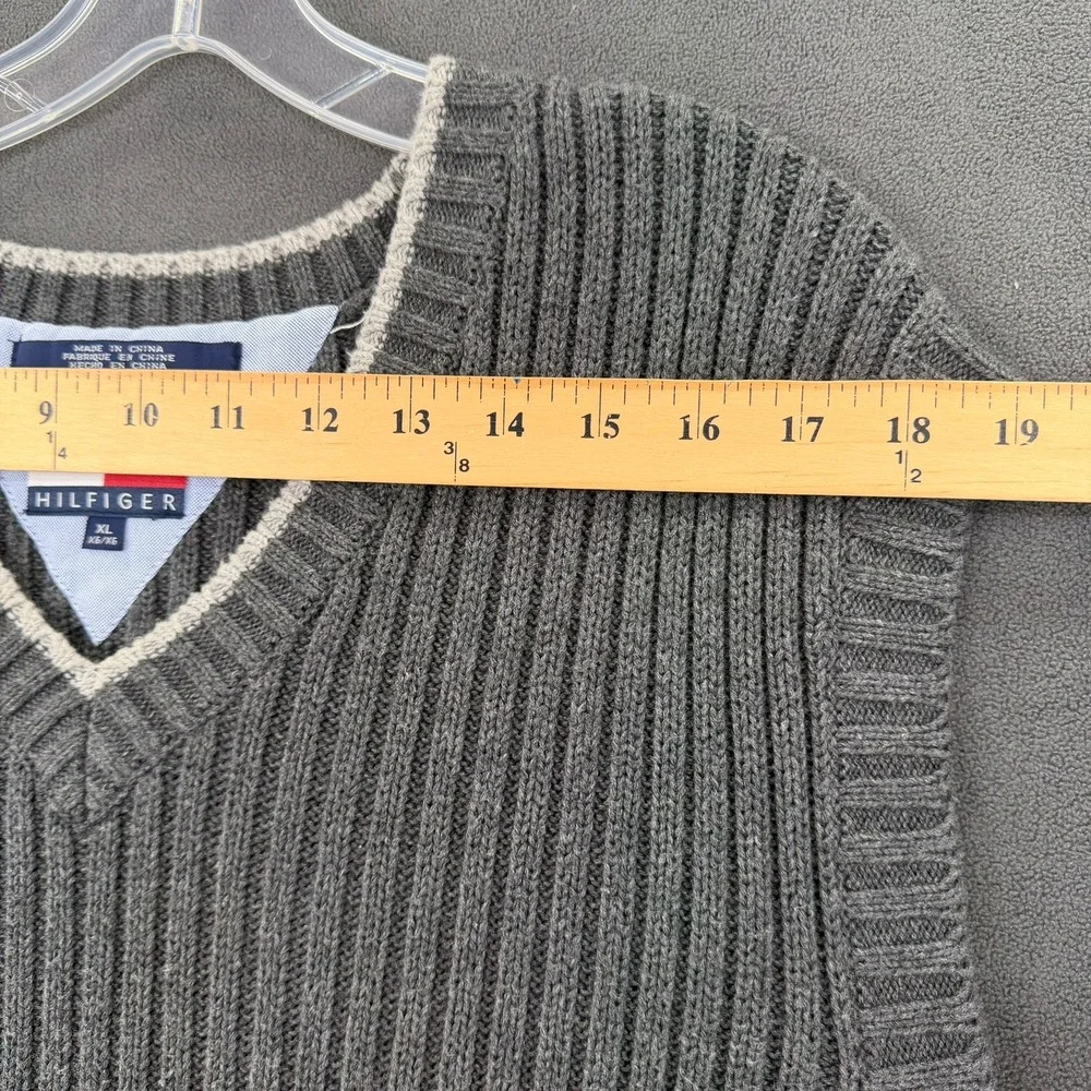VTG Tommy Hilfiger Men's Sweater Vest XL] Gray Ribbed Knit V-Neck Preppy READ